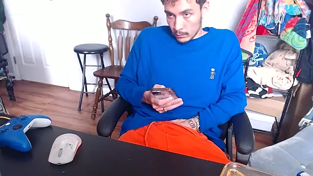 Snapshot of Longdforya chatting on March 15, 4:46 pm Longdforya online show from March 15, 4:46 pm