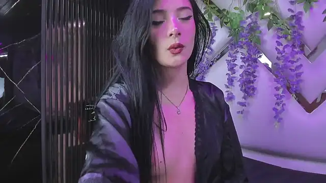 liinzy rouse69 online show from April 4, 3:20 pm