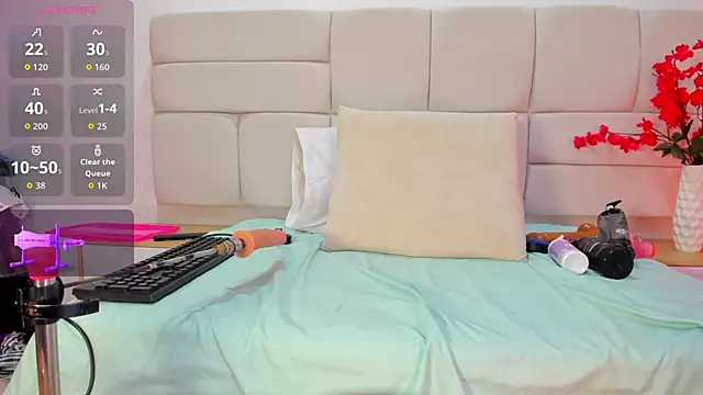 MajoLinares online show from February 18, 7:43 pm