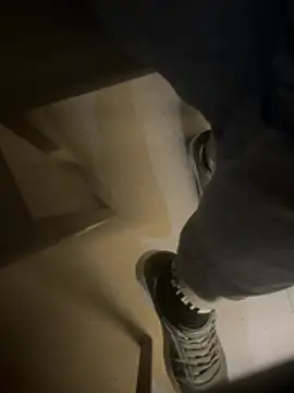 Snapshot of andresbale chatting on February 13, 11:56 pm andresbale online show from February 13, 11:56 pm