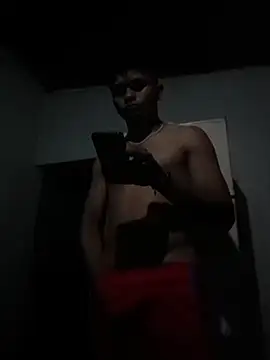 youngboypiss online show from December 20, 7:26 am