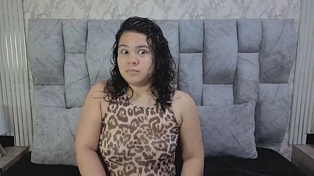 ValeryMorales online show from May 4, 12:34 pm