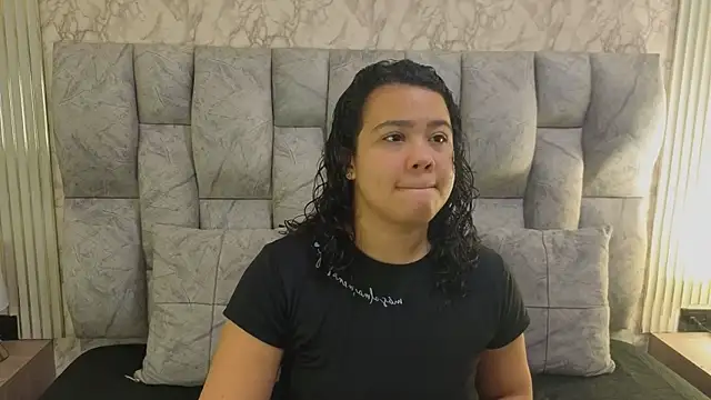 ValeryMorales online show from May 22, 11:38 am