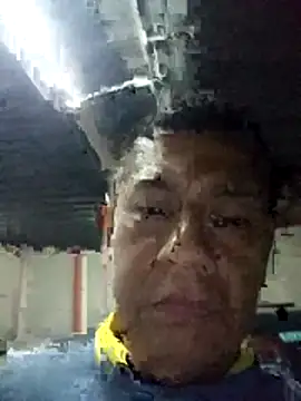 Snapshot of cachorrosexmex chatting on December 17, 1:55 am cachorrosexmex online show from December 17, 1:55 am