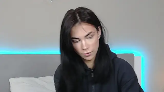 RachaelMils online show from March 5, 3:57 am