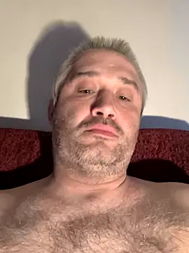 Olomoucak1982 online show from April 22, 5:36 pm