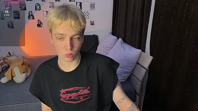 Snapshot of olivertasty2 chatting on December 5, 5:42 pm olivertasty2 online show from December 5, 5:42 pm