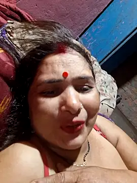 Your-shreya143 online show from May 10, 8:14 pm