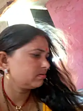 Your-shreya143 online show from May 15, 9:27 am