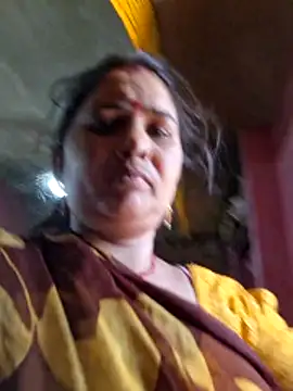 Your-shreya143 online show from May 21, 6:09 am