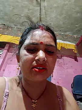 Your-shreya143 online show from May 22, 8:36 pm
