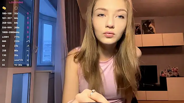 AveryBerkson online show from December 20, 3:13 am