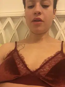 Snapshot of YoungDutchRuby chatting on December 15, 10:14 pm YoungDutchRuby online show from December 15, 10:14 pm