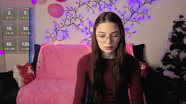 AlishaMolly online show from December 19, 2:24 pm