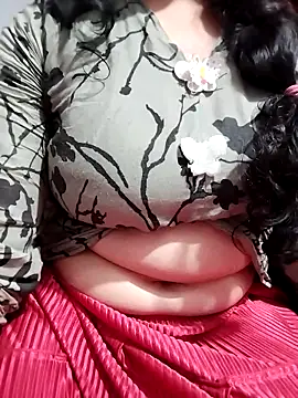 hottyrose69 online show from March 2, 10:38 pm