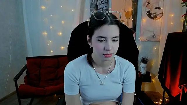 MelissaMillerr online show from January 17, 3:39 pm