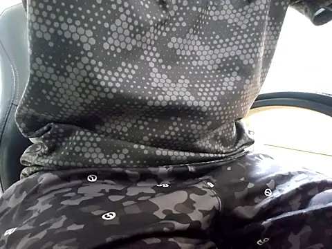 Snapshot of kaizer826 chatting on December 14, 11:15 am kaizer826 online show from December 14, 11:15 am