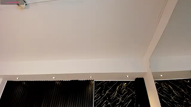 TiffanyHoustton online show from February 23, 11:40 am