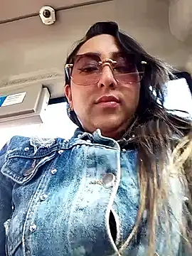 Snapshot of Valeria_montana_ chatting on January 11, 1:27 pm Valeria montana online show from January 11, 1:27 pm