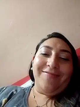 Snapshot of Valeria_montana_ chatting on February 5, 12:37 am Valeria montana online show from February 5, 12:37 am