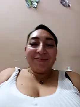 Snapshot of Valeria_montana_ chatting on February 13, 12:28 am Valeria montana online show from February 13, 12:28 am