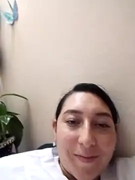 Valeria montana  online show from June 4, 11:55 pm