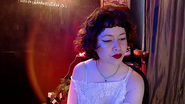 AmelieRimbaud online show from January 10, 10:36 pm