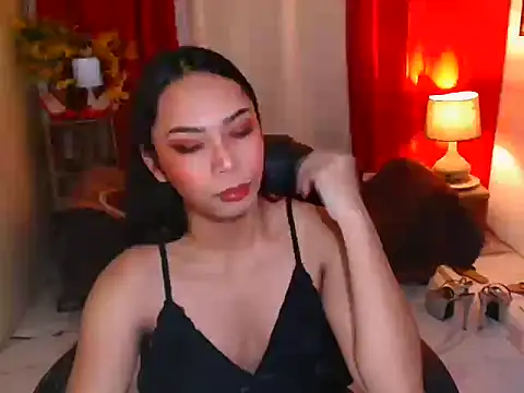 kylieEmparado online show from May 19, 1:22 am