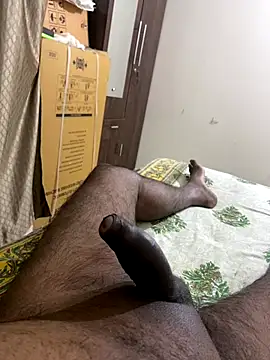 Snapshot of pnqplayboy chatting on December 3, 3:54 pm pnqplayboy online show from December 3, 3:54 pm