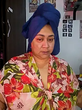 vicky-duarte online show from May 10, 9:20 pm