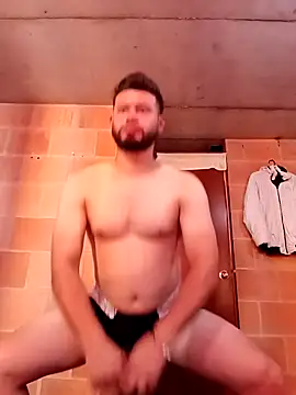 Snapshot of MaxSteel_x chatting on December 15, 1:15 pm MaxSteel x online show from December 15, 1:15 pm