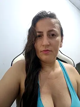 Snapshot of Jeh_charmosa chatting on December 3, 2:52 am Jeh charmosa online show from December 3, 2:52 am