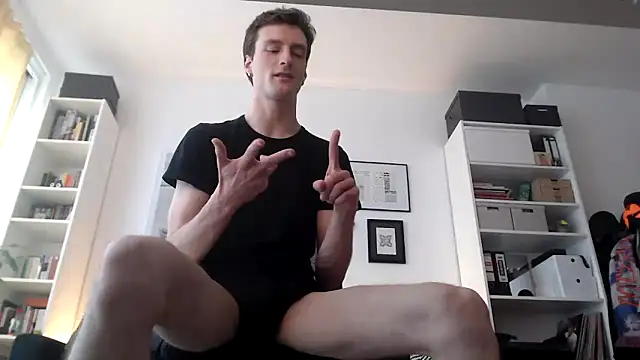 MindlyXXX online show from October 16, 12:06 pm