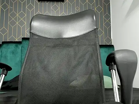 lucky smith1 online show from February 24, 5:55 pm