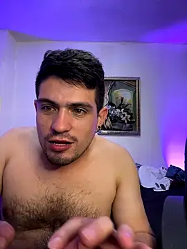 williamsmiiths16 online show from December 20, 4:08 am