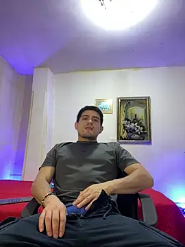 williamsmiiths16 online show from February 4, 1:33 am