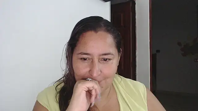 VioletBruces online show from December 5, 12:41 am