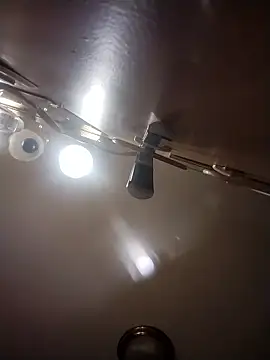 Snapshot of bigjohnson2914 chatting on December 19, 3:19 pm bigjohnson2914 online show from December 19, 3:19 pm