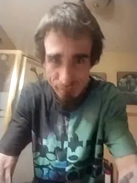 Snapshot of bigjohnson2914 chatting on December 20, 4:41 am bigjohnson2914 online show from December 20, 4:41 am