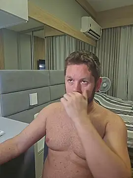 Snapshot of RipMyUnderwear chatting on January 12, 3:06 pm RipMyUnderwear online show from January 12, 3:06 pm