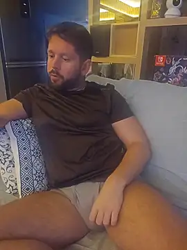 RipMyUnderwear online show from April 6, 9:05 pm