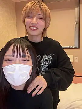 kai xoxo   online show from December 5, 2:03 pm