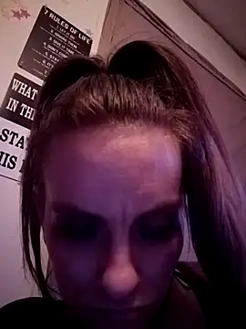 snowbird1117 online show from March 22, 12:03 am