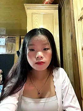 Heni-a online show from December 18, 1:33 am