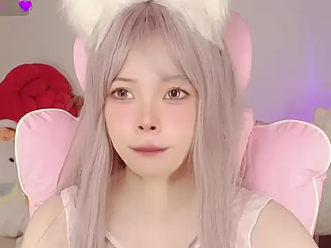 Miyeoonn online show from May 17, 6:26 pm