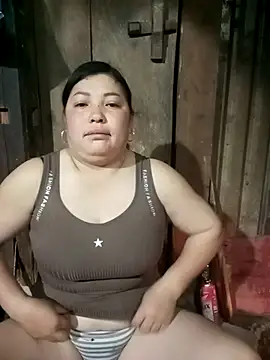 Snapshot of sary-hot2x chatting on December 15, 10:58 pm sary-hot2x online show from December 15, 10:58 pm