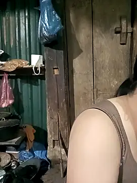 Snapshot of sary-hot2x chatting on December 16, 11:15 am sary-hot2x online show from December 16, 11:15 am