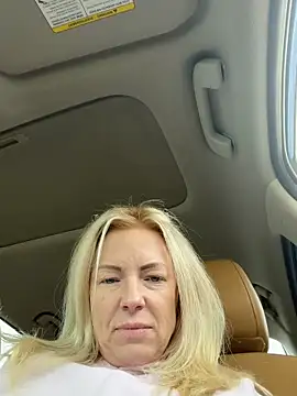 Snapshot of sinfulsara chatting on February 28, 3:46 pm sinfulsara online show from February 28, 3:46 pm