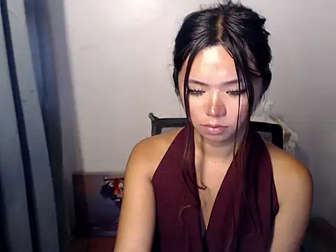 voganmarie online show from May 9, 3:34 am