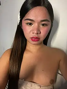 Snapshot of voganmarie chatting on June 20, 2:20 pm voganmarie online show from June 20, 2:20 pm